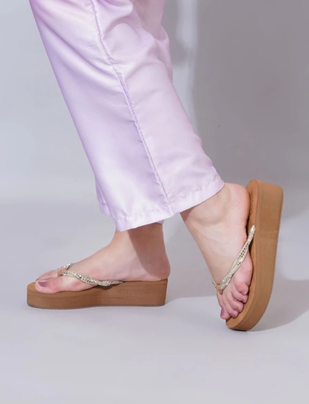 Shoetopia slip on heels for girls